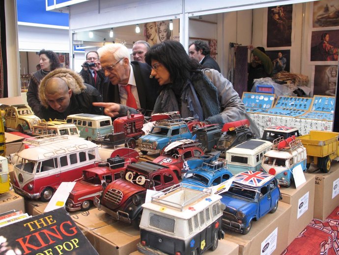 Mercadillo en la plaza San Marcelo