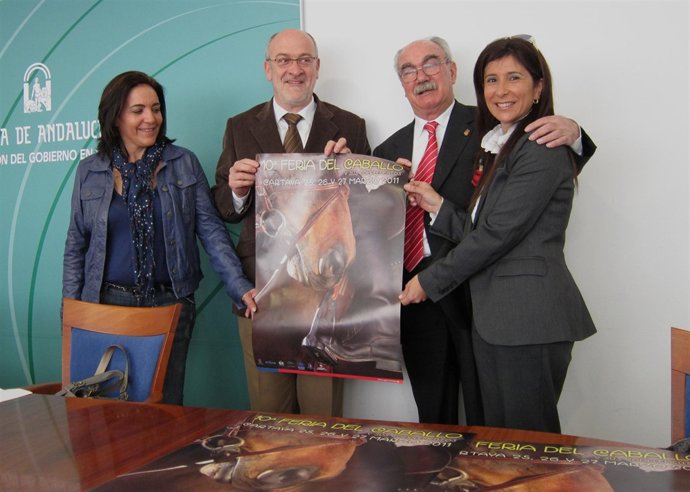 El delegado del Gobierno en Huelva, Manuel Alfonso Jiménez, el alcalde de Cartay