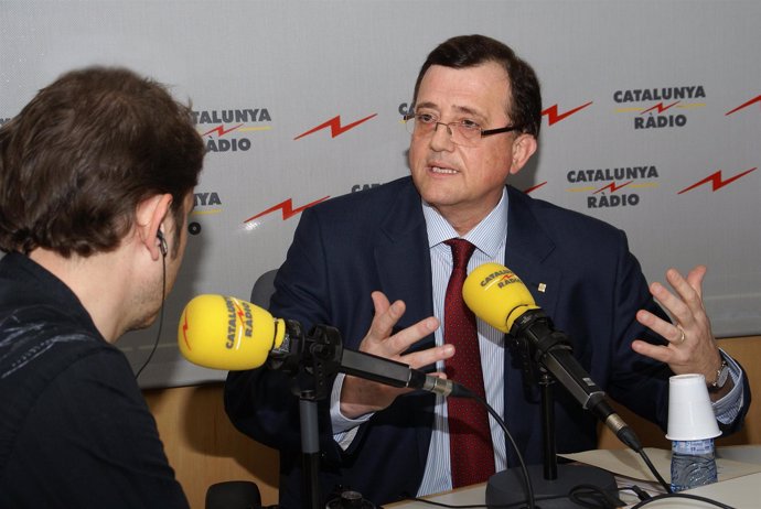 El conseller Francesc Xavier Mena en Catalunya Ràdio