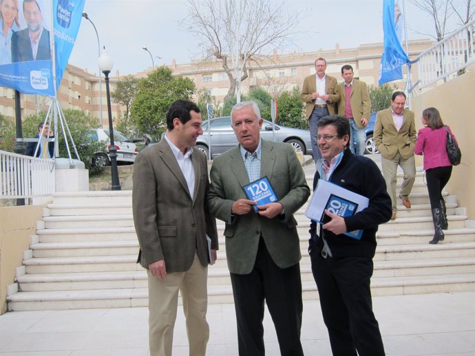 Arenas junto a Moreno y Matarí en la Convención del PP en Toledo