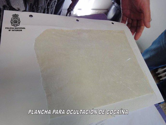 Una plancha de cocaína de la red de Granada