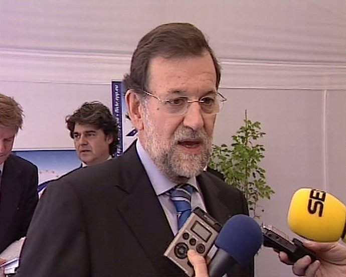 Rajoy "muy contento" con la decisión del TS