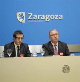 Ricardo Cavero (izquierda) acompañado por el vicealcalde Fernando Gimeno en una 