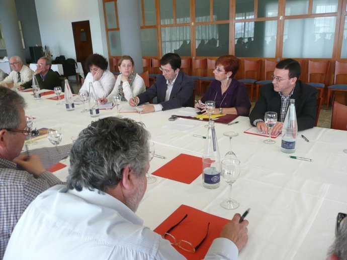 La candidata socialista, Begoña García Retegui, en las Jornadas sobre Empleo