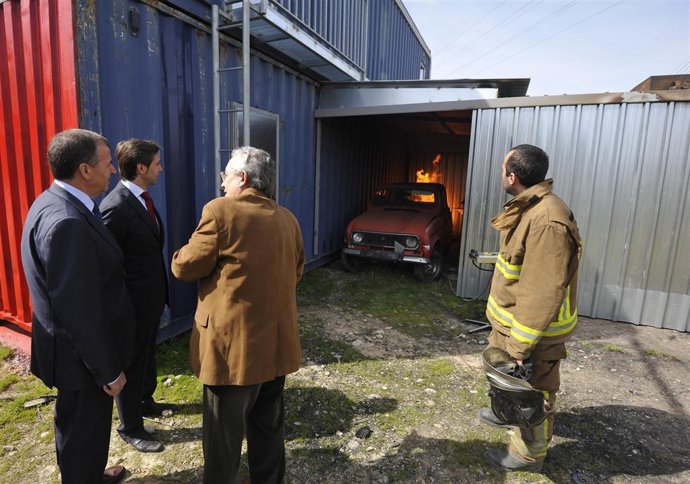 Prácticas en las jornadas de formación de bomberos de la DPH