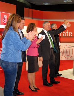 El minsitro de Fomento, José Blanco, y el presidente de la Junta, José Antonio G