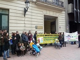 Manifestación de la escuela infantil Ruiz Jiménez