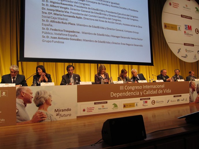 Engracia Hidalgo y Leire Pajín inauguran el III Congreso Internacional Dependenc