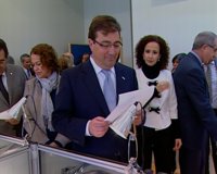Vara dice que no tiene "nada que decir" sobre el futuro de Zapatero porque no hay que enfrascarse en "asuntos internos"
