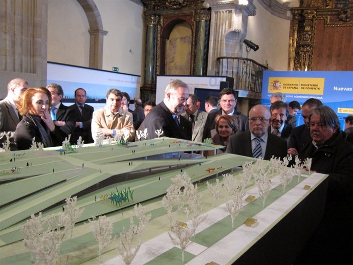 Visita de Víctor Morlán a Gijón