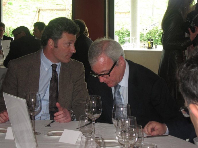 El presidente del PPN; Santiago Cervera, y el presidente de Murcial, Ramón Luis 
