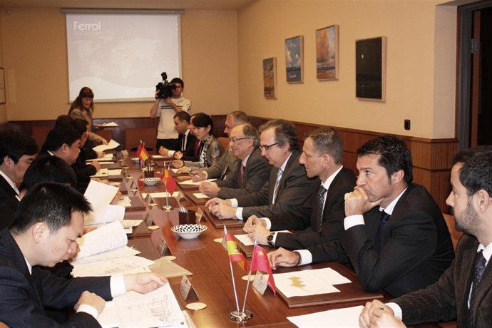 Reunión del Puerto de Ferrol con representantes del chino de Ningbo.