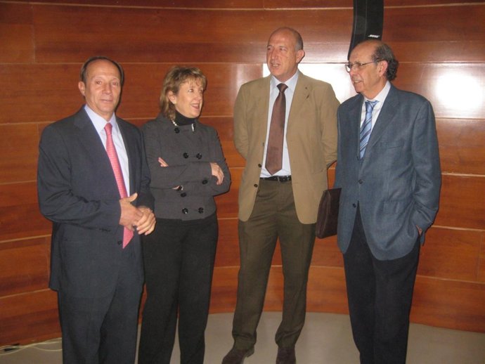 Imagen de los catedráticos