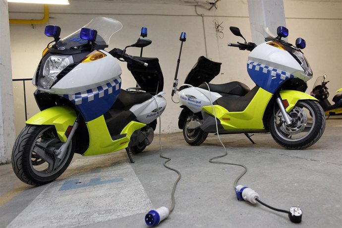 Las dos primeras motos eléctricas del Ayuntamiento de Pamplona.