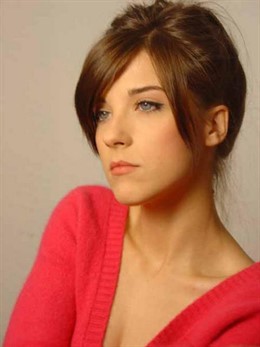 La cantante Virginia Labuat