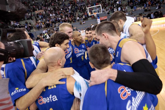 Piña de Asefa Estudiantes, conjurados para Eurocup