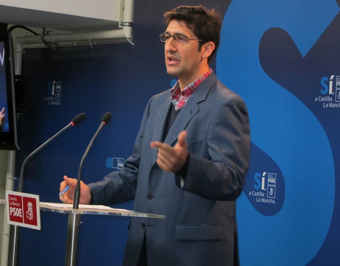 José Manuel Caballero en rueda de prensa