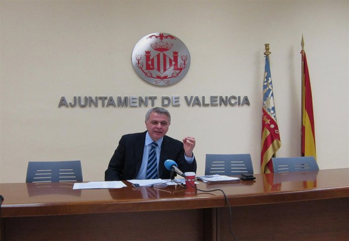 Juan Soto durante la rueda de prensa