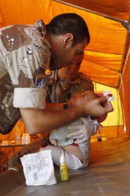 Miembros del equipo médico español de las Fas en Afganistán