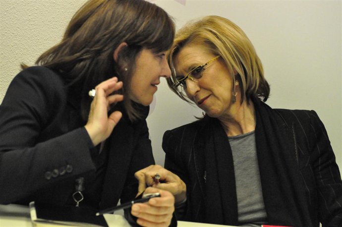 Rosa Díez Junto Con Cristina Andreu En Zaragoza