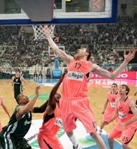 El Panathinaikos da un paso de gigante y obliga al Barça a ganar el jueves