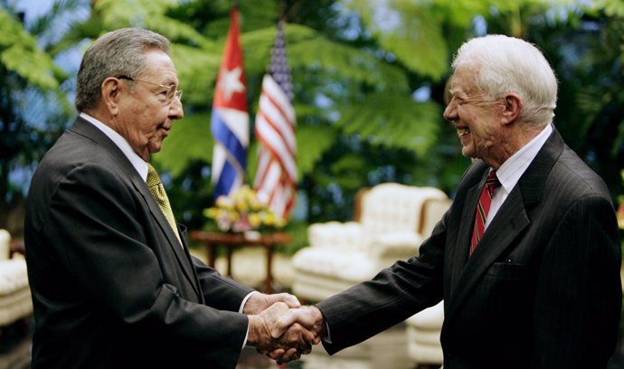 Raúl Castro se reúne con Jimmy Carter en la Habana