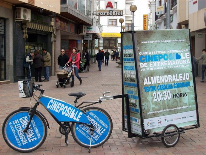 EL V FESTIVAL CINE SE PROMOCIONA EN ALMENDRALEJO