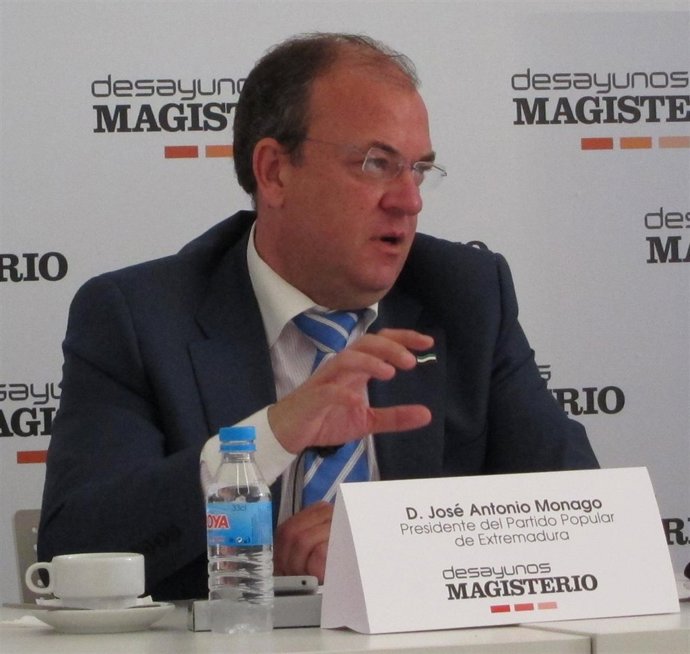 Monago en Magisterio