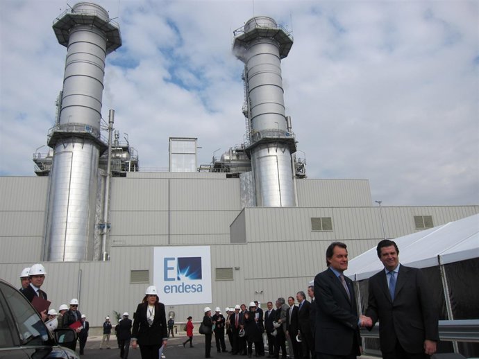 El presidente catalán, Artur Mas, y el de Endesa, Borja Prado