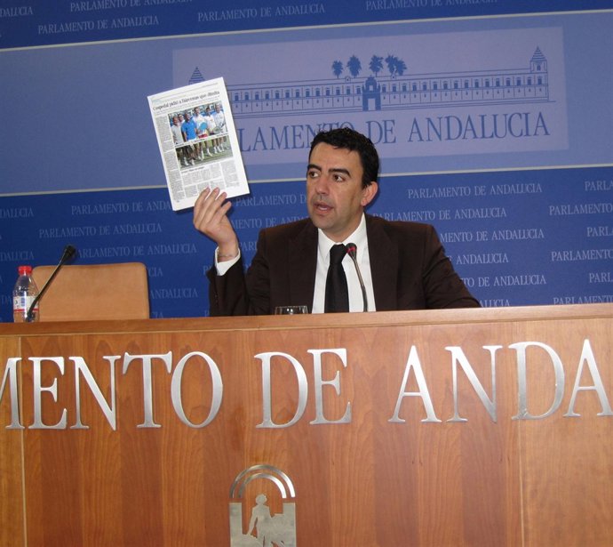 Mario Jiménez, en rueda de prensa este miércoles