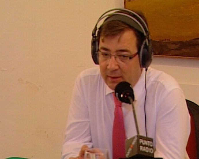 Entrevista de Fernández Vara en Puntio Radio 