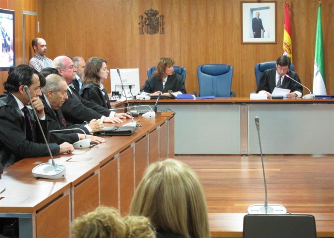 Momento de la lectura pública del fallo de la sentencia del caso 'Ballena Blanca