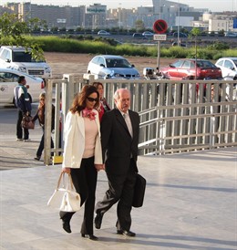 El letrado Fernando del Valle entrando en la Ciudad de la Justicia