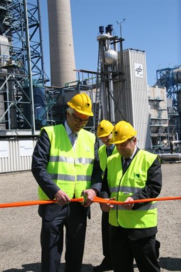 El miembro del Comité Ejecutivo de DLR, Ulrich Wagner, y el subdirector general 