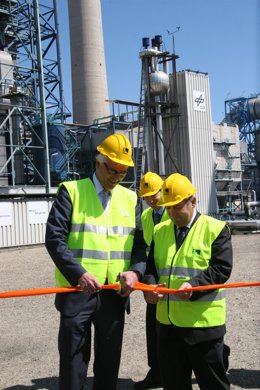 El miembro del Comité Ejecutivo de DLR, Ulrich Wagner, y el subdirector general 