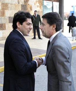 Ignacio González saluda a David Pérez