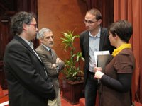 Cataluña.-Llamazares cree que el Govern busca un nicho de negocio con su "hachazo brutal" a la sanidad 