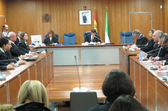 Un momento de la lectura del fallo de la sentencia del caso 'Ballena Blanca'