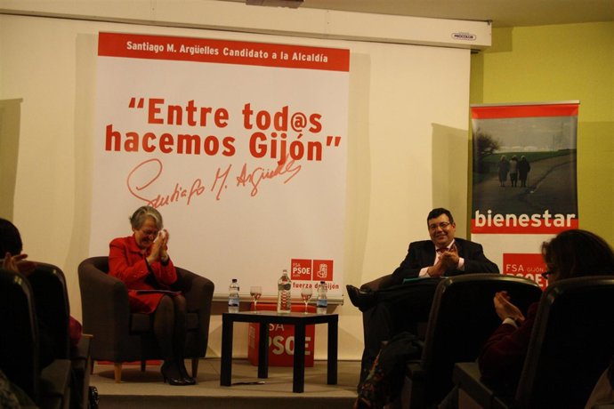 El candidato socialista a la Alcaldía de Gijón, Martínez Argüelles