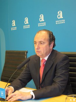 El presidente de la Diputación de Alicante, José Joaquín Ripoll