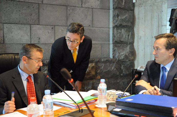 Fotos Paulino Rivero Preside La Sesión Del Consejo De Gobierno De Canarias