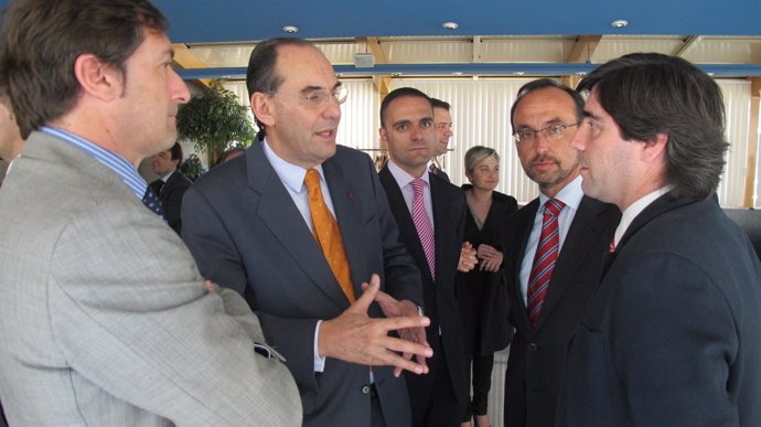 Vidal-Quadras en un almuerzo con emprendedores murcianos
