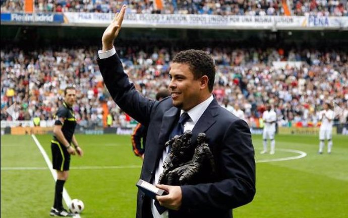 Ronaldo, homenajeado