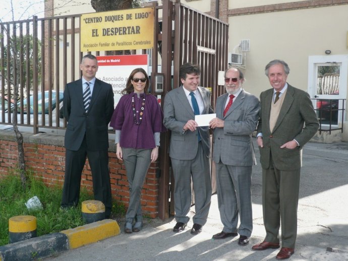 Foto de izquierda a derecha: Francisco Iglesias (Secretario Fundación Cascajares