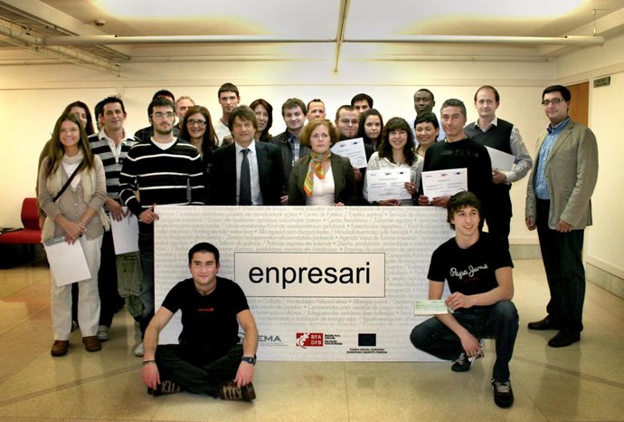 "Enpresari" lehiaketan saritutako gazteak