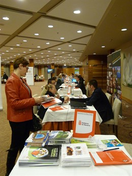 Más de 500 empresas de Valencia y Cataluña asisten a los encuentros para conocer