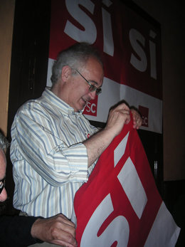 Manel Mas, en la campaña del referéndum del Estatut