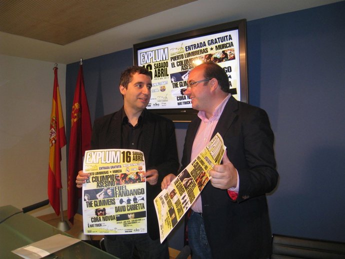 El consejero de Cultura, Pedro Alberto Cruz, y el alcalde de Puerto Lumbreras, P