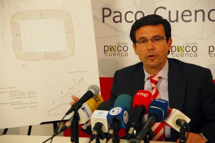 El candidato socialista a la Alcaldía de Granada, Francisco Cuenca