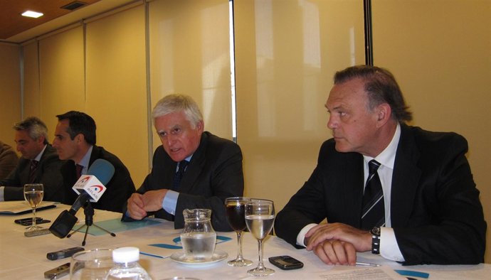 Pedro Piqueras, Paolo Vasile y Juan Pedro Valentín